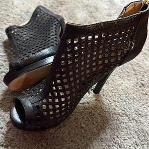 Michael Kors Black Ankle Booties (4-inch, size 8.5)